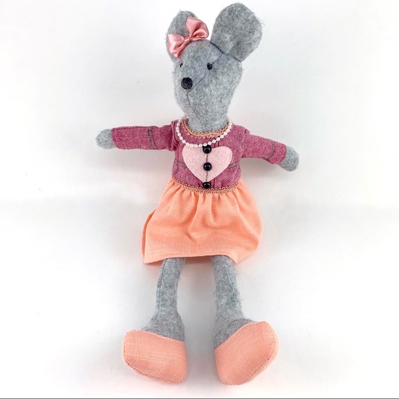 Sitting Mouse Decor Piece - Picture 1 of 15